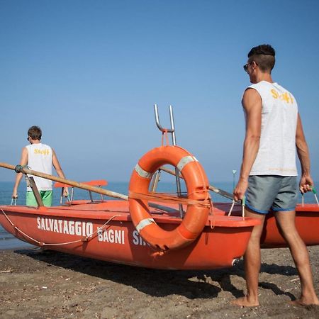 Alberto Quadrilocale A Soli 150M Dal Mare 马里纳-迪卡斯塔涅托 外观 照片