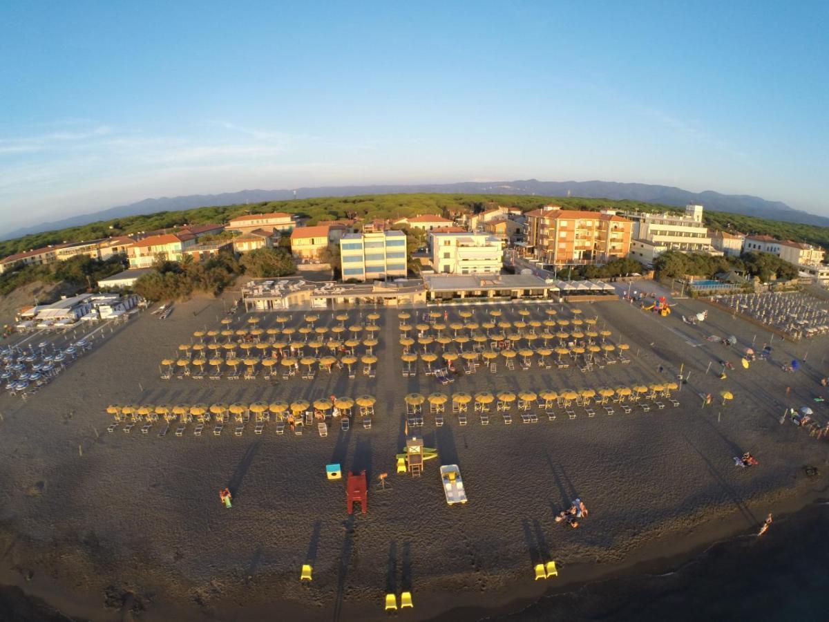 Alberto Quadrilocale A Soli 150M Dal Mare 马里纳-迪卡斯塔涅托 外观 照片